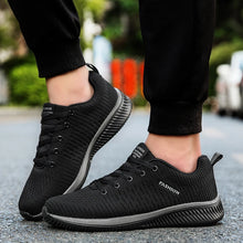 Load image into Gallery viewer, Men Running Sneakers Lightweight Walking Sport Shoes Classical Mesh Breathable Casual Shoes Male Fashion Moccasins Sneaker Men