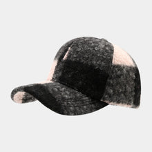 Load image into Gallery viewer, New Autumn and Winter Classic Plaid Patchwork Versatile Baseball Cap Retro British Thickened Unisex Warm Peaked Cap